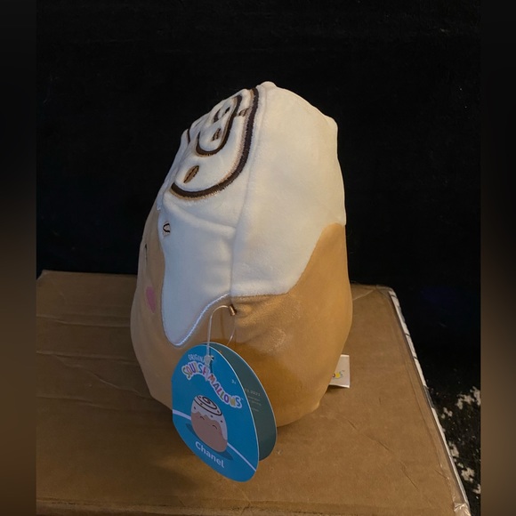 NWT 8” Chanel the cinnamon bun Squishmallow - Picture 2 of 5